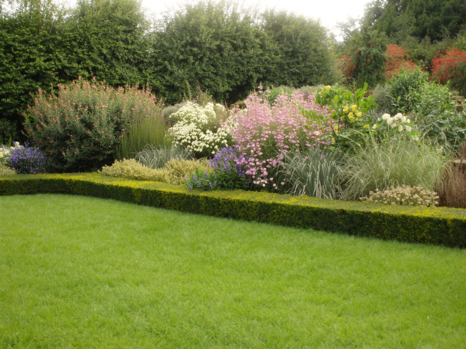 Rasenpflege & Bepflanzung – Greenkeeper-Ratingen